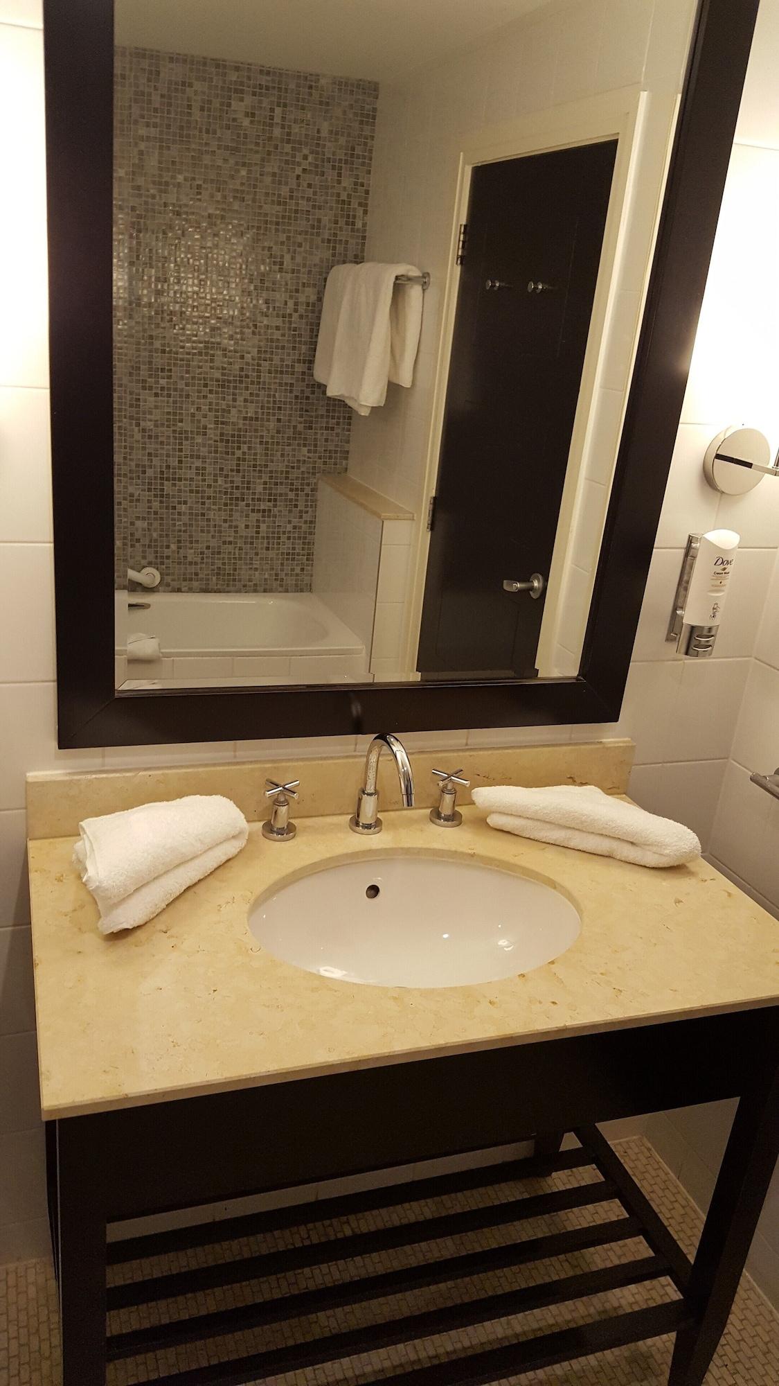Shamrock Lodge Hotel Athlone Ngoại thất bức ảnh